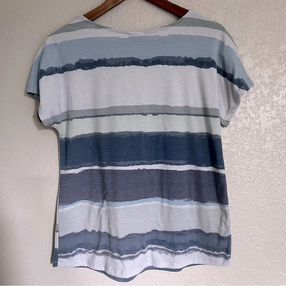 Tru Self Abstract Stripe Dolman T-Shirt with Button Shoulder Women’s Size S